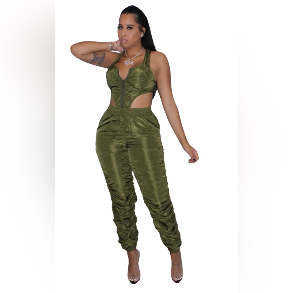 Dropping Hints Windbreaker Bodysuit & Jogger Cargo Set - Olive Green - Size US L